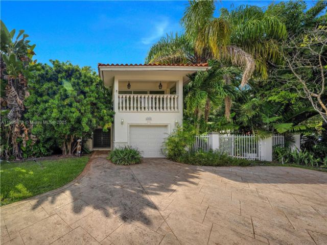  4 BR,  2.00 BTH &nbsp; style home in Coral Gables