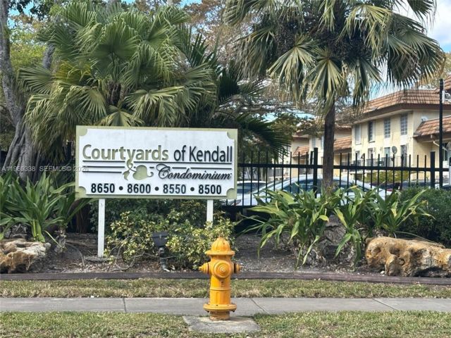  2 BR,  2.00 BTH &nbsp; style home in Miami