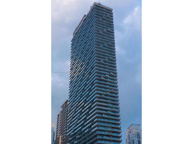  3 BR,  3.00 BTH &nbsp; style home in Miami