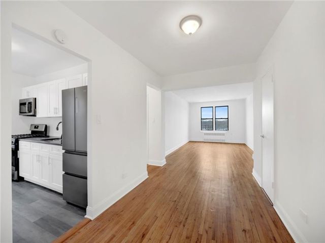  1 BR,  1.00 BTH &nbsp;Co-op style home in East Flatbush