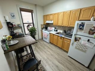 Studio, 22.00 BTH &nbsp;Multi-family style home in Gravesend