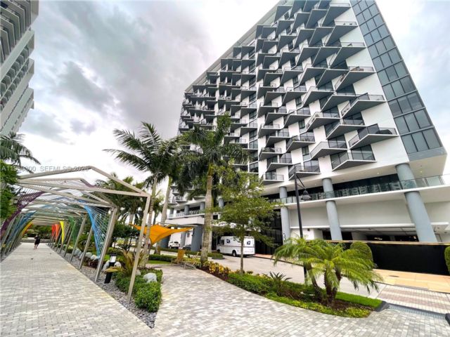  2 BR,  2.00 BTH &nbsp; style home in Medley