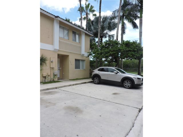 [Miami Real Estate, listing number 3331182]