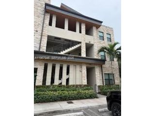  3 BR,  2.00 BTH &nbsp; style home in Medley