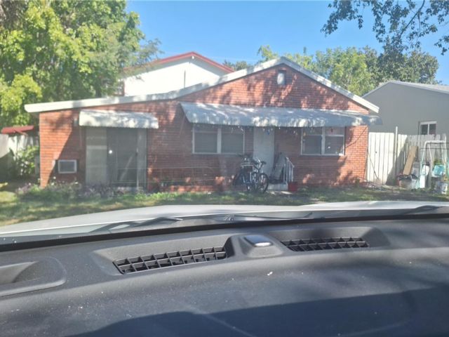  3 BR,  1.00 BTH &nbsp; style home in Hollywood