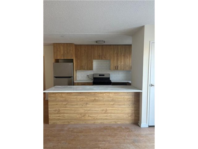  2 BR,  2.00 BTH &nbsp;Condominium style home in Coney Island