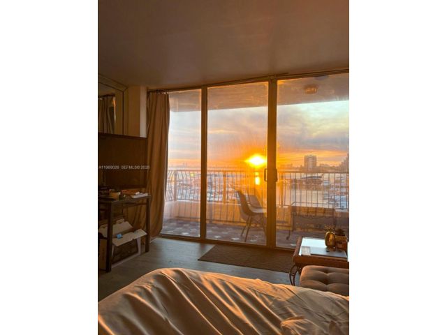 Studio,  1.00 BTH &nbsp; style home in Miami