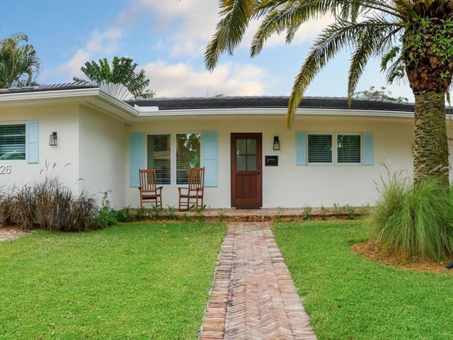  4 BR,  2.00 BTH &nbsp;Other style home in Hialeah