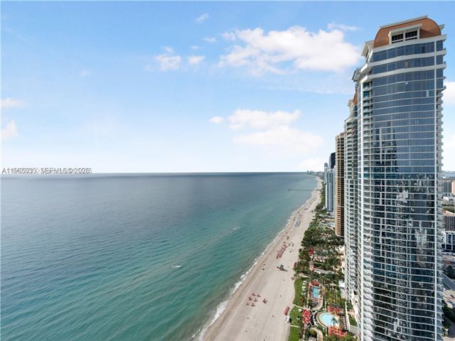  3 BR,  3.50 BTH &nbsp; style home in Sunny Isles Beach