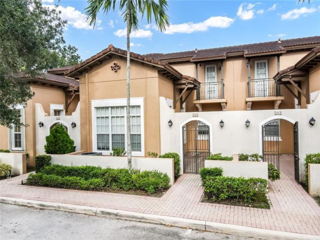 [Pembroke Pines Real Estate, listing number 3331649]