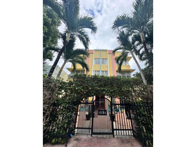  1 BR,  1.00 BTH &nbsp; style home in Carl Fisher