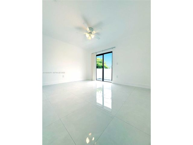  3 BR,  2.50 BTH &nbsp; style home in Miami