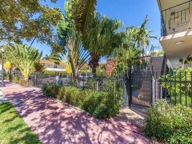  1 BR,  1.00 BTH &nbsp; style home in Carl Fisher