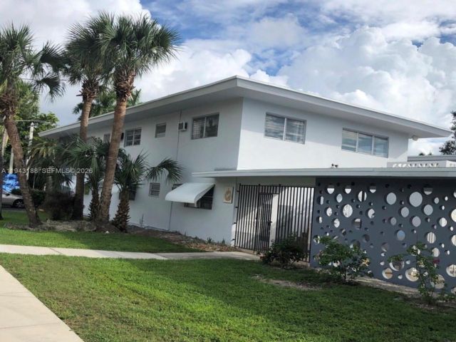  1 BR,  1.00 BTH &nbsp; style home in Biscayne Park