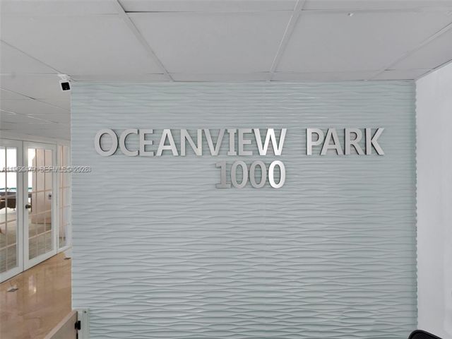  2 BR,  2.00 BTH &nbsp; style home in Hallandale Beach