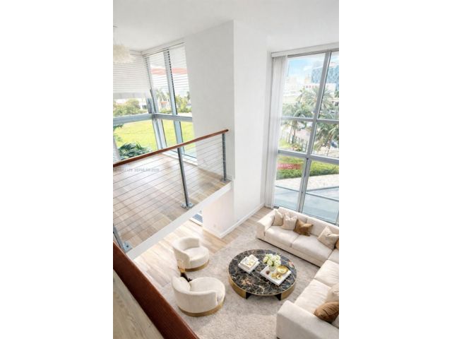  2 BR,  3.00 BTH &nbsp; style home in Miami