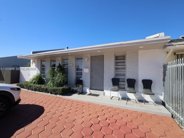  3 BR,  1.00 BTH &nbsp; style home in Miami