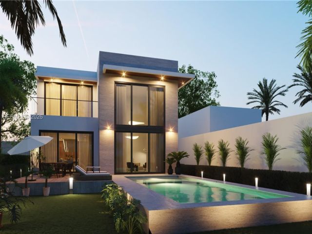  4 BR,  4.50 BTH &nbsp; style home in Miami Beach