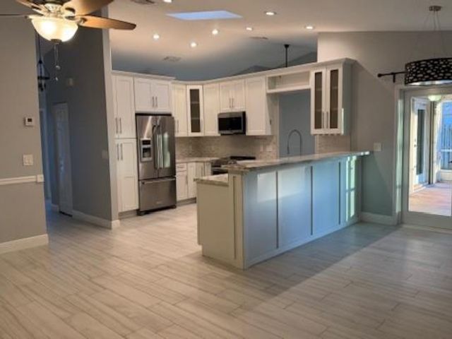 [Weston Real Estate, listing number 3331967]