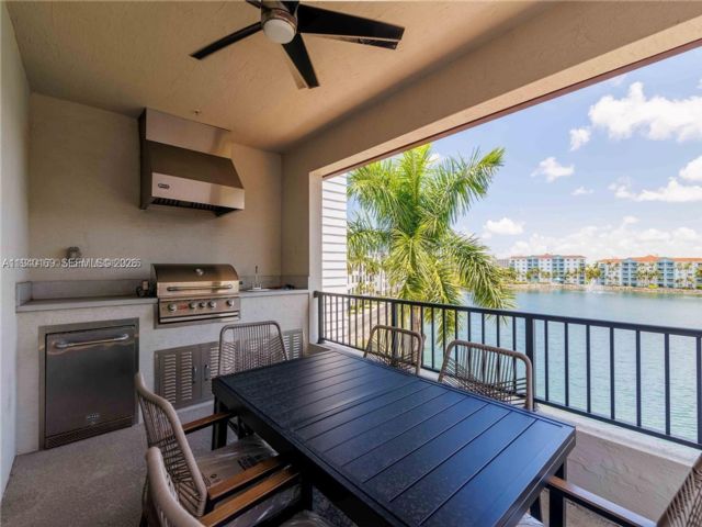  3 BR,  2.50 BTH &nbsp;Townhouse style home in Medley