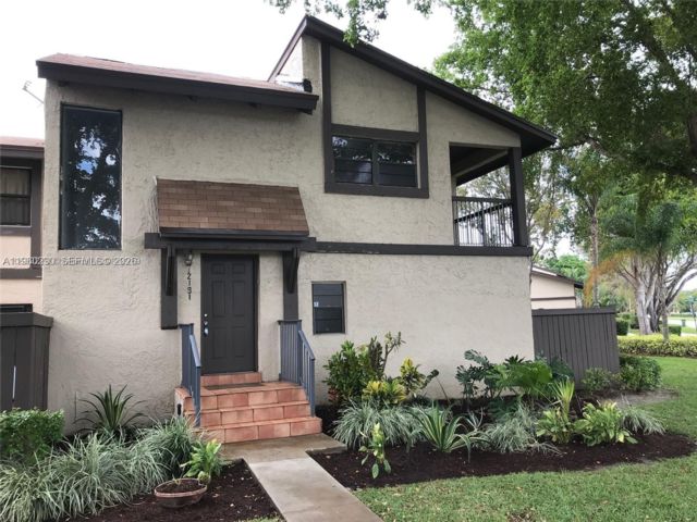  2 BR,  2.50 BTH &nbsp; style home in Pembroke Pines