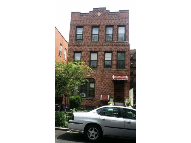 Studio,  0.00 BTH &nbsp;Multi-family style home in East Flatbush