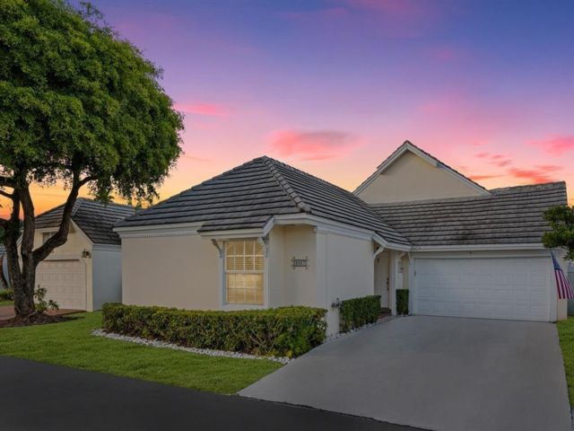  3 BR,  2.00 BTH &nbsp; style home in Medley