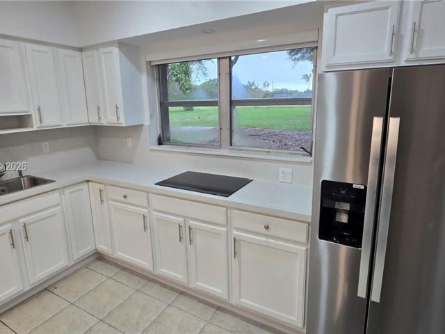 [PHOTO]