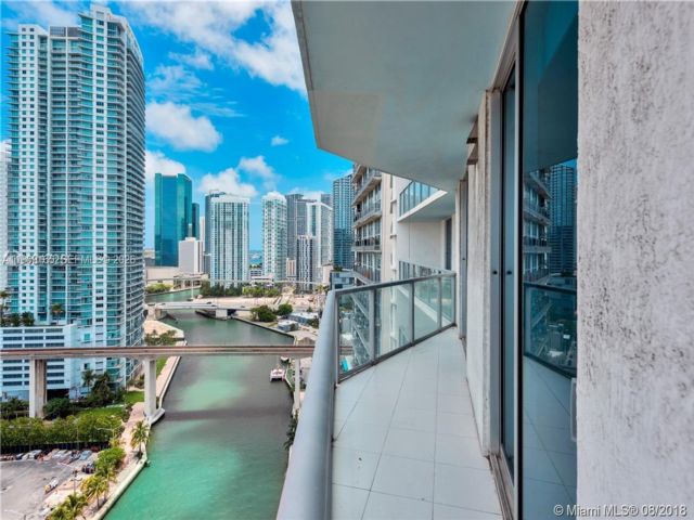 [Miami Real Estate, listing number 3332326]