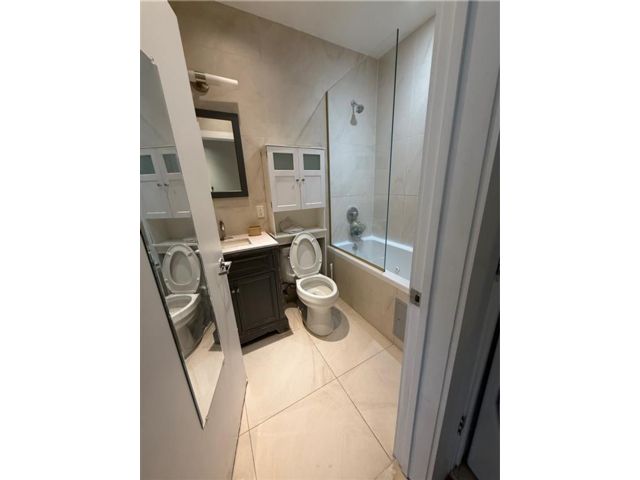 Studio,  1.00 BTH &nbsp;Condominium style home in Bay Ridge