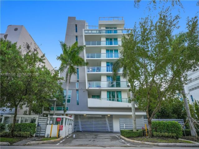  3 BR,  2.00 BTH &nbsp; style home in Bal Harbour