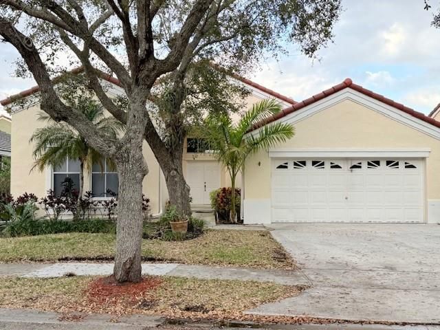 [Weston Real Estate, listing number 3332419]