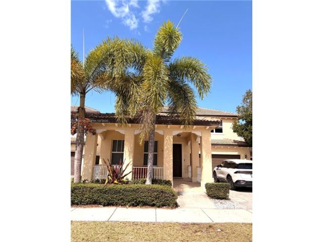  4 BR,  2.00 BTH &nbsp; style home in Homestead