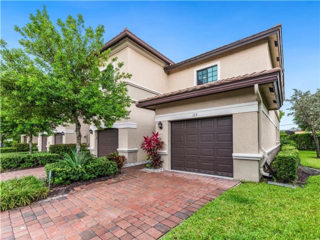  3 BR,  2.50 BTH &nbsp; style home in Oakland Park