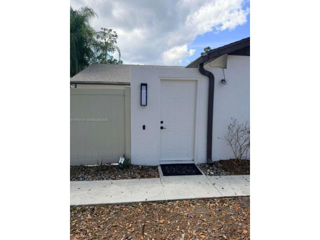 [Wellington Real Estate, listing number 3332559]