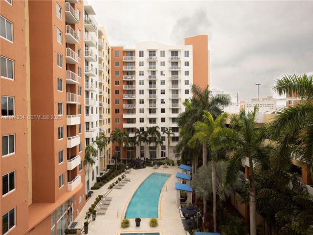 [Aventura Real Estate, listing number 3332569]