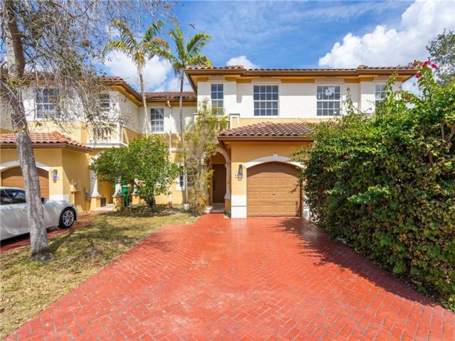 [Miramar Real Estate, listing number 3332591]