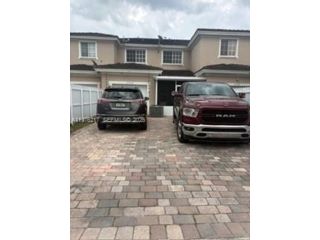  3 BR,  2.50 BTH &nbsp;Townhouse style home in Homestead