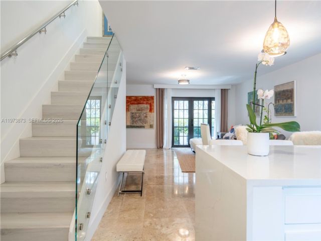  3 BR,  2.50 BTH &nbsp; style home in Plantation