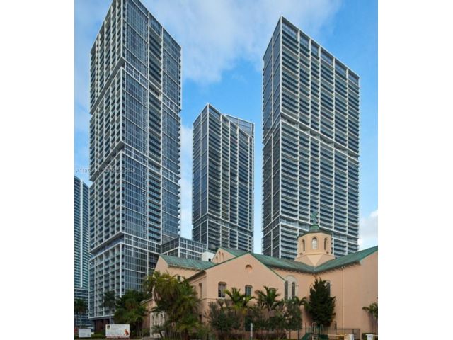  2 BR,  2.00 BTH &nbsp; style home in Miami