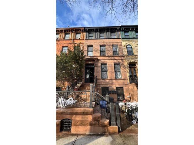 Studio,  0.00 BTH &nbsp;Multi-family style home in Bedford Stuyvesant