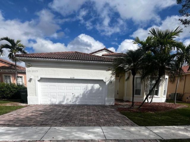  5 BR,  3.00 BTH &nbsp; style home in Homestead