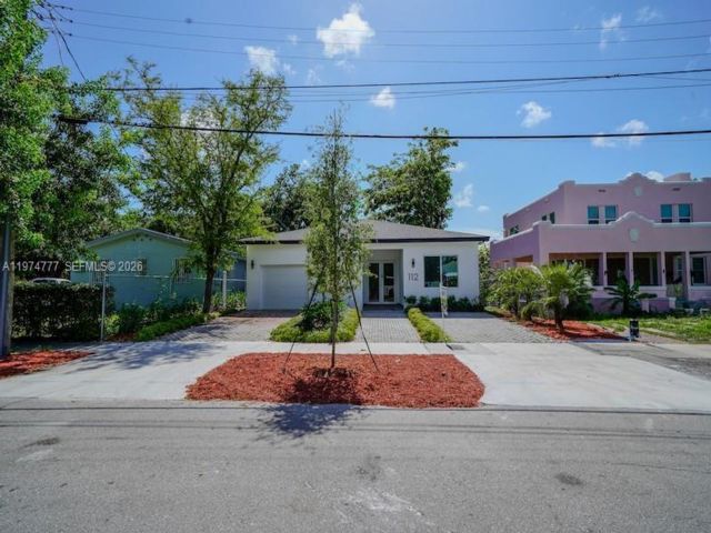  4 BR,  3.00 BTH &nbsp; style home in Miami