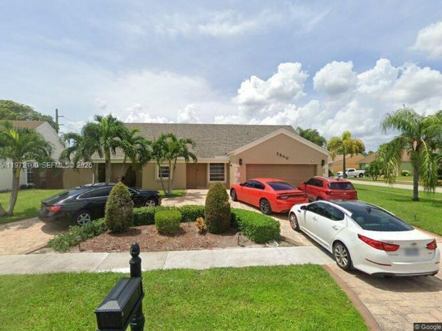  5 BR,  2.00 BTH &nbsp; style home in Miramar