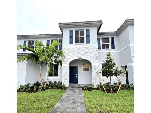  3 BR,  2.50 BTH &nbsp; style home in Homestead