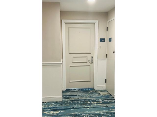 [PHOTO]