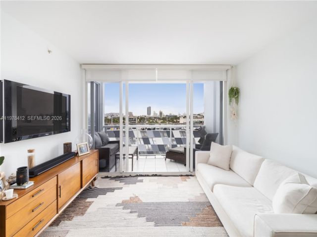  1 BR,  1.50 BTH &nbsp; style home in Carl Fisher