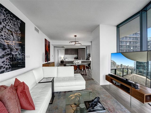  3 BR,  3.00 BTH &nbsp; style home in Miami