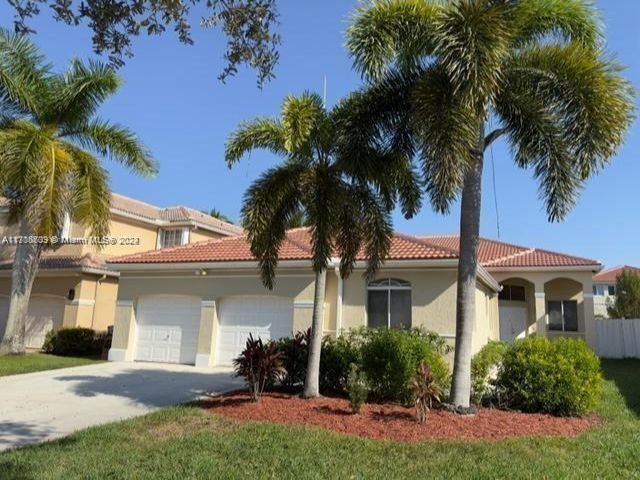 [Weston Real Estate, listing number 3333006]