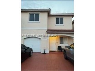  4 BR,  3.00 BTH &nbsp; style home in Miami